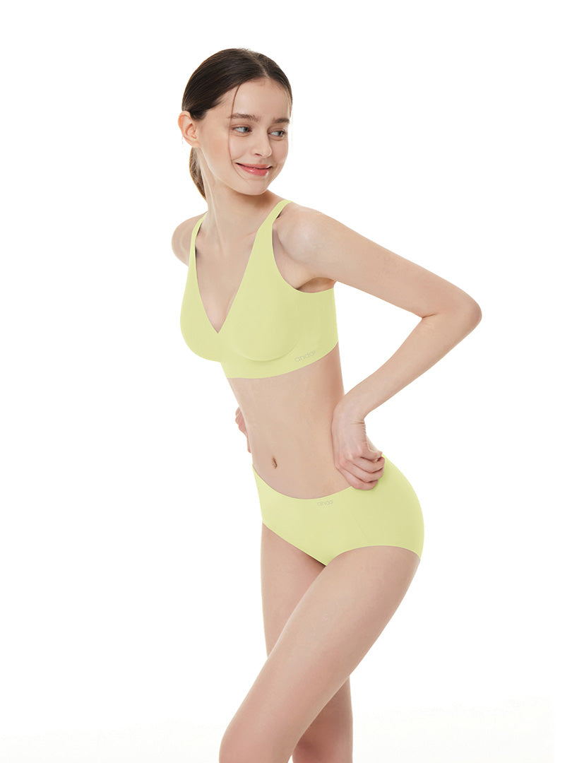 All-Day Fit Cooling Bra (Built-In Pads)