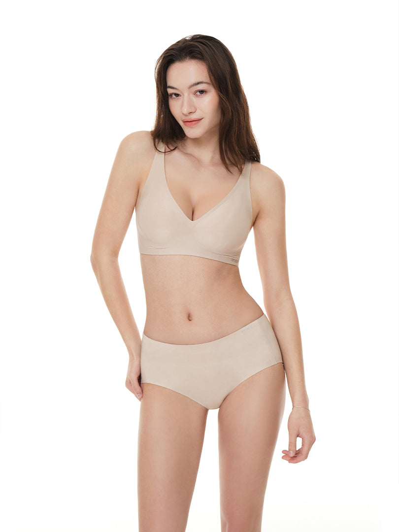 All-Day Fit C–D Cup Bra (Hook & No-hook)