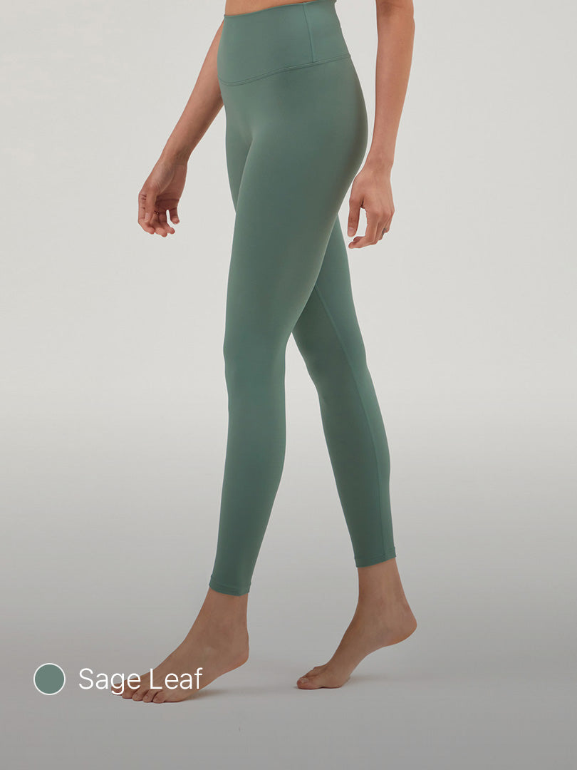 [SET] Leggings (7/8) & Tank Top