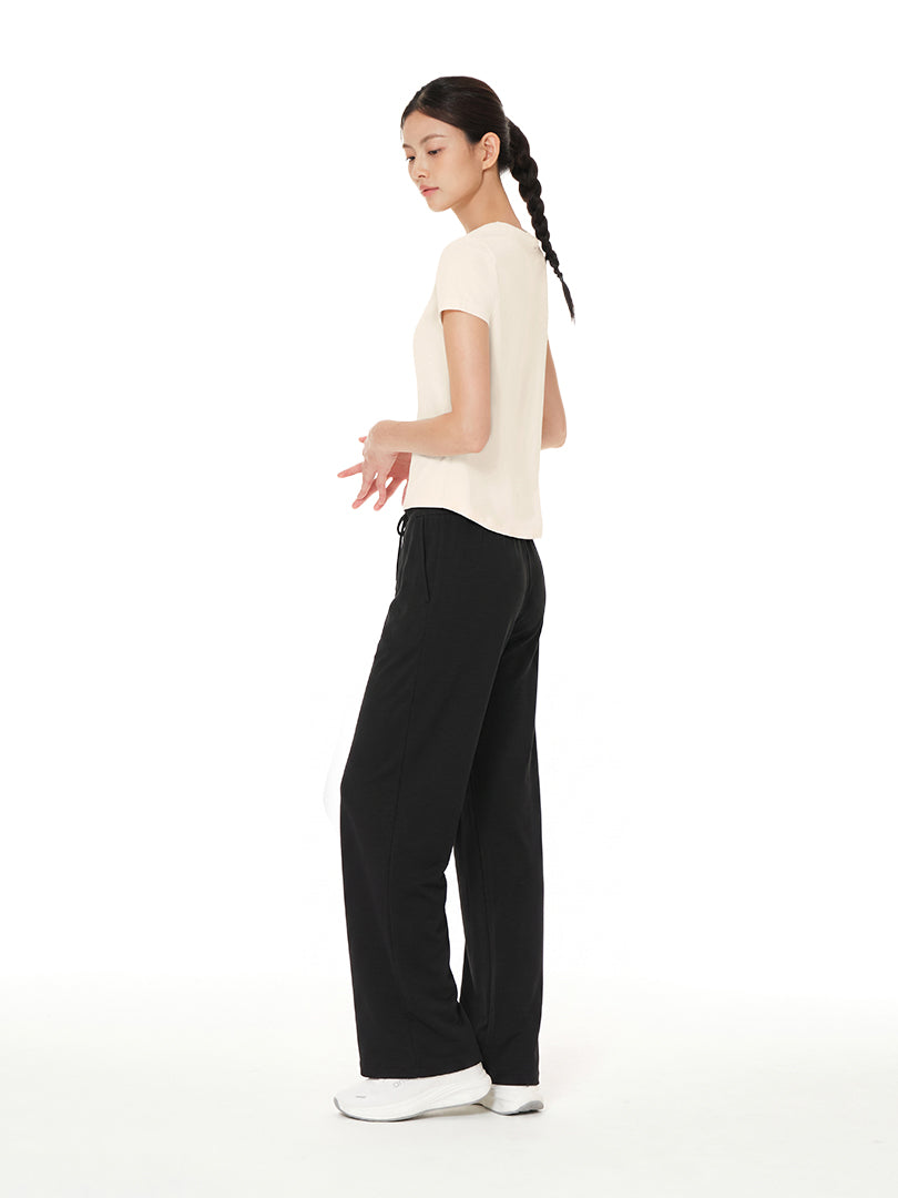 Airy Fit Slim Fit Short Sleeve
