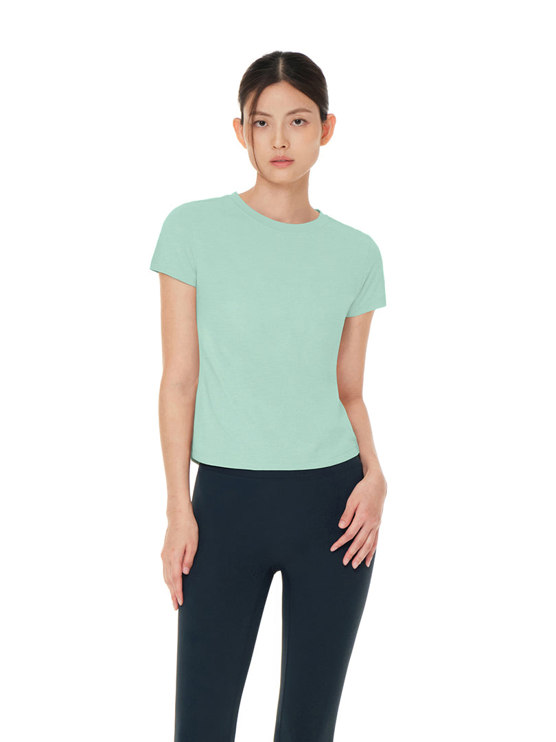 Airy Fit Slim Fit Short Sleeve