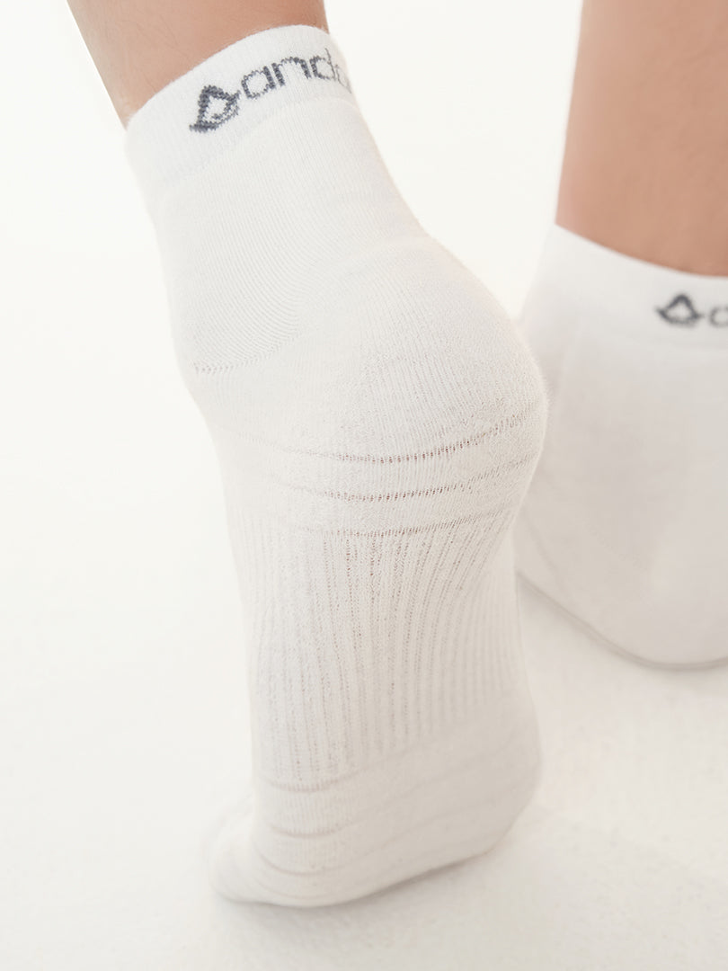 Signature Logo Round Sneakers Socks