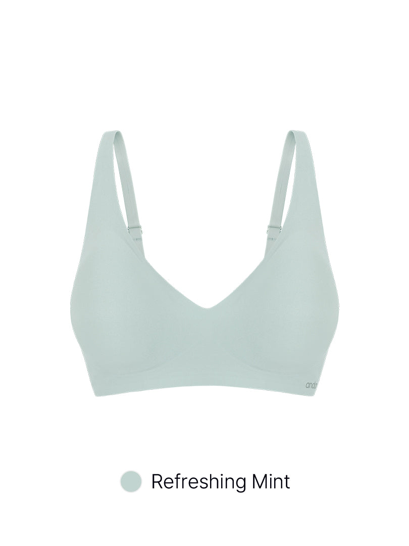 All-Day Fit Hook & Eye Bra (Built-In Pads)