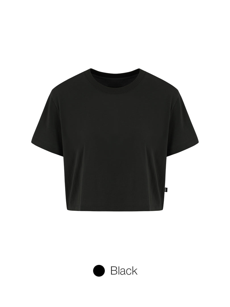 [OUTLET] Airessential Cropped Short Sleeve