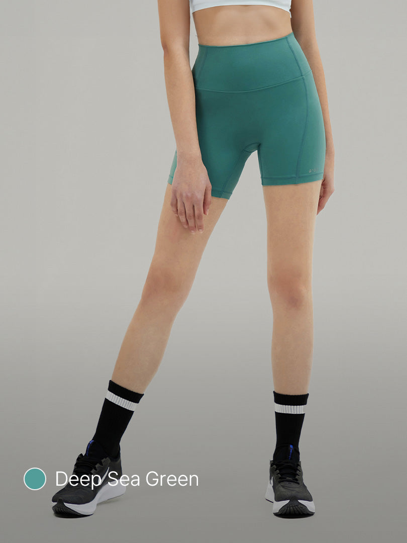 [SET] Airywin Mock Neck Zip Longline Bra & Short Leggings