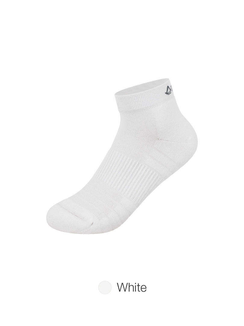 Signature Logo Round Sneakers Socks