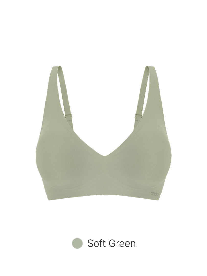 All-Day Fit Hook & Eye Bra (Built-In Pads)